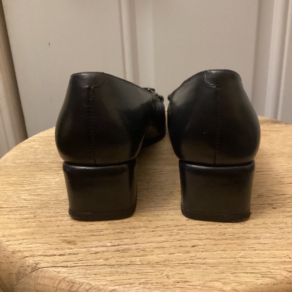 S.R.O. SRO DARK NAVY BLUE HEELS SZ 6M 1.5” - Picture 5 of 8